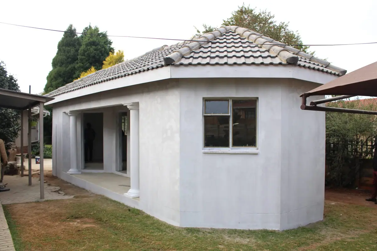 Room addition with a tiled roof by Ri-Han Construction, photo 4