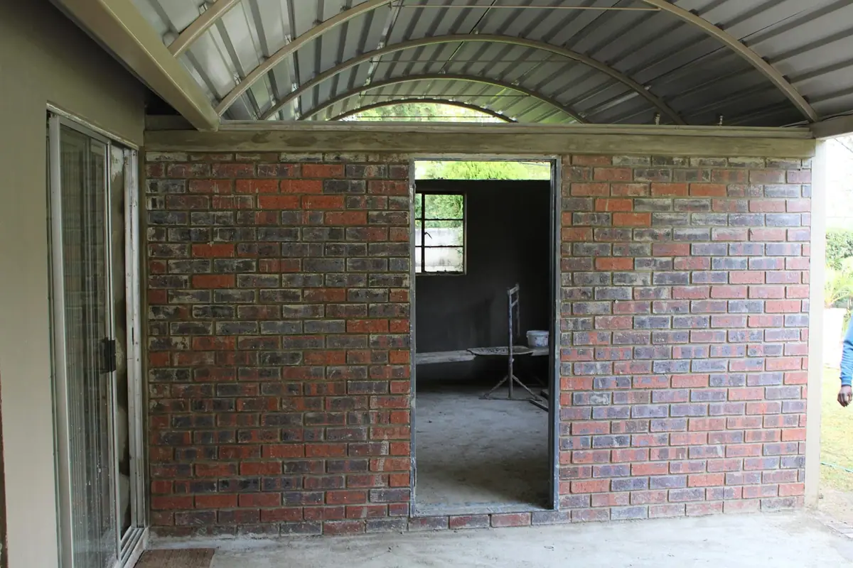 Face-brick cottage by Ri-Han Construction, photo 5