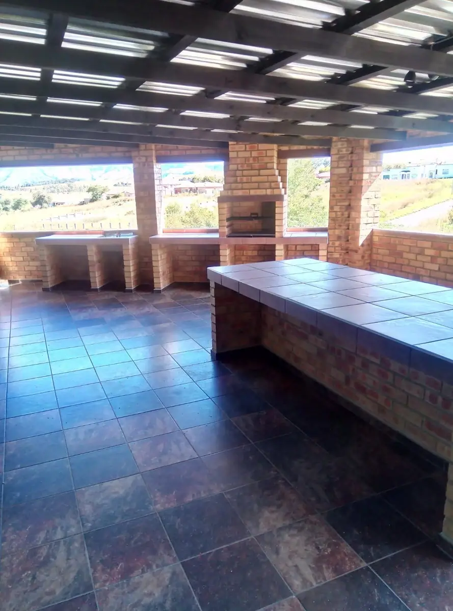 Braai and entertainment room by Ri-Han Construction, photo 4