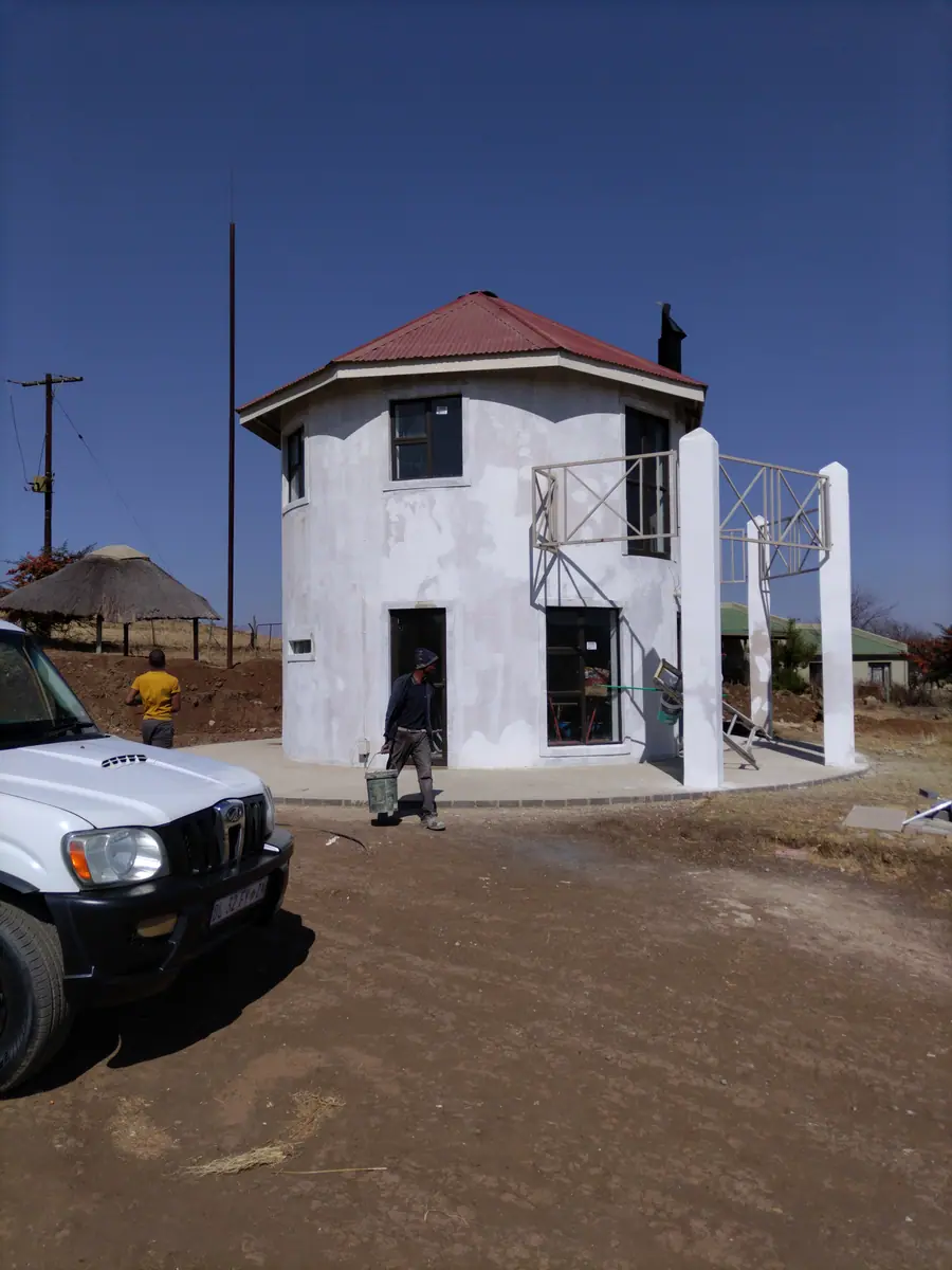 Round tower house by Ri-Han Construction, photo 3