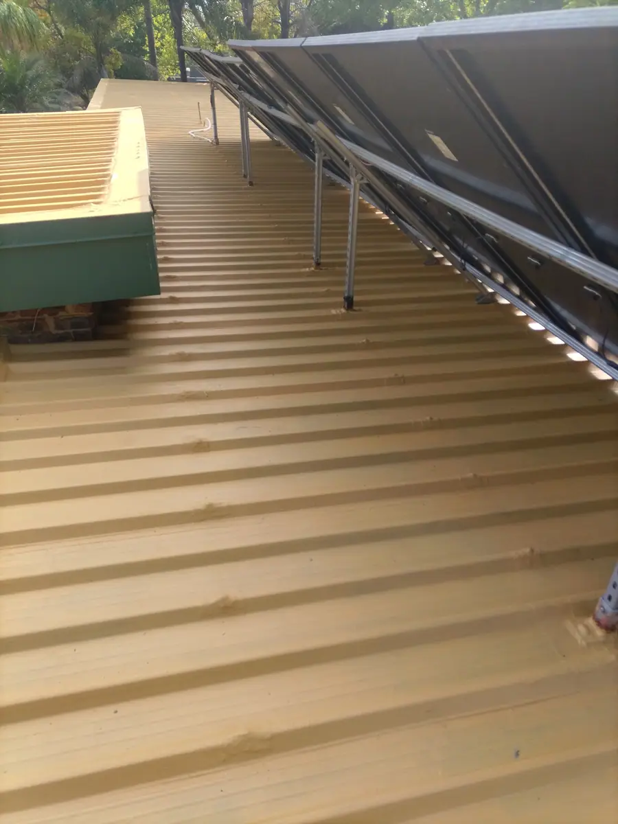 New roof sheeting by Ri-Han Construction, photo 2