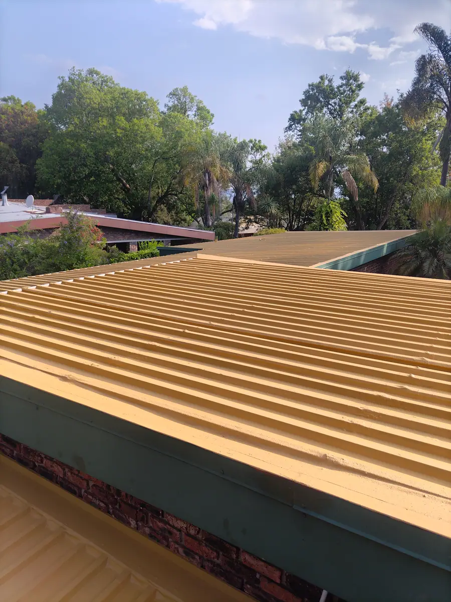 New roof sheeting by Ri-Han Construction, photo 4