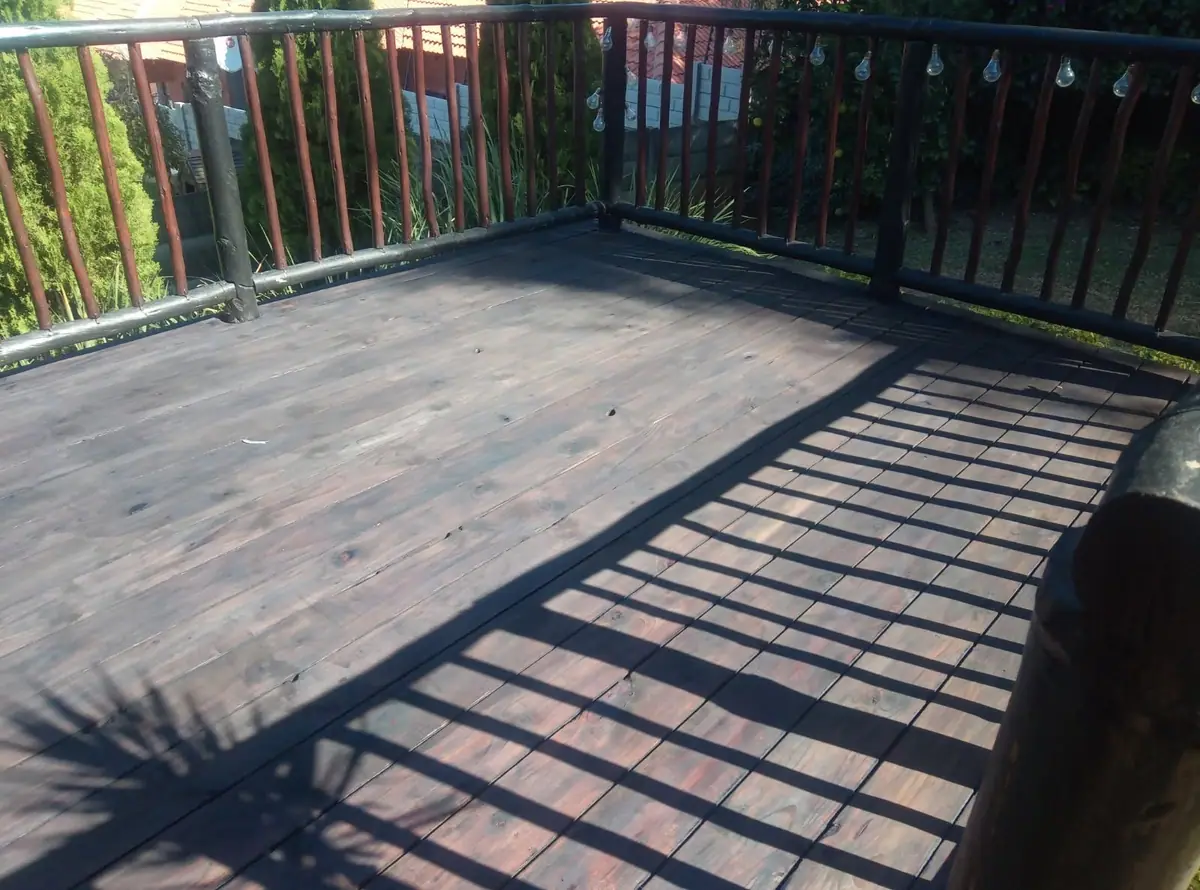 Raised timber deck by Ri-Han Construction, photo 7